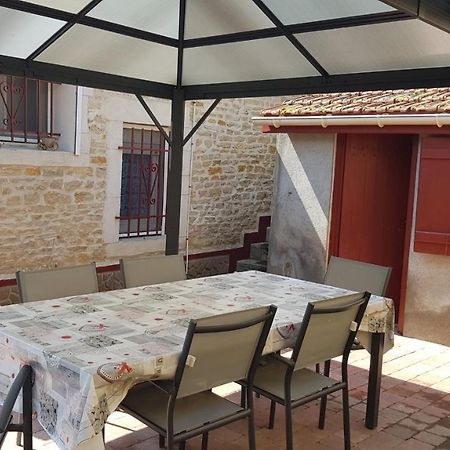 Chez Laurence Сантене Экстерьер фото